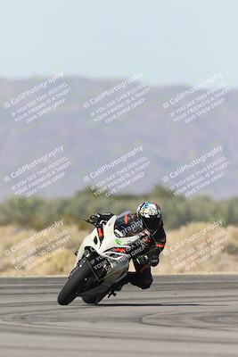 media/Nov-30-2025-TrackXperience (Sun) [[c0061d280f]]/3-Level 1/Session 3 (Turn 16)/